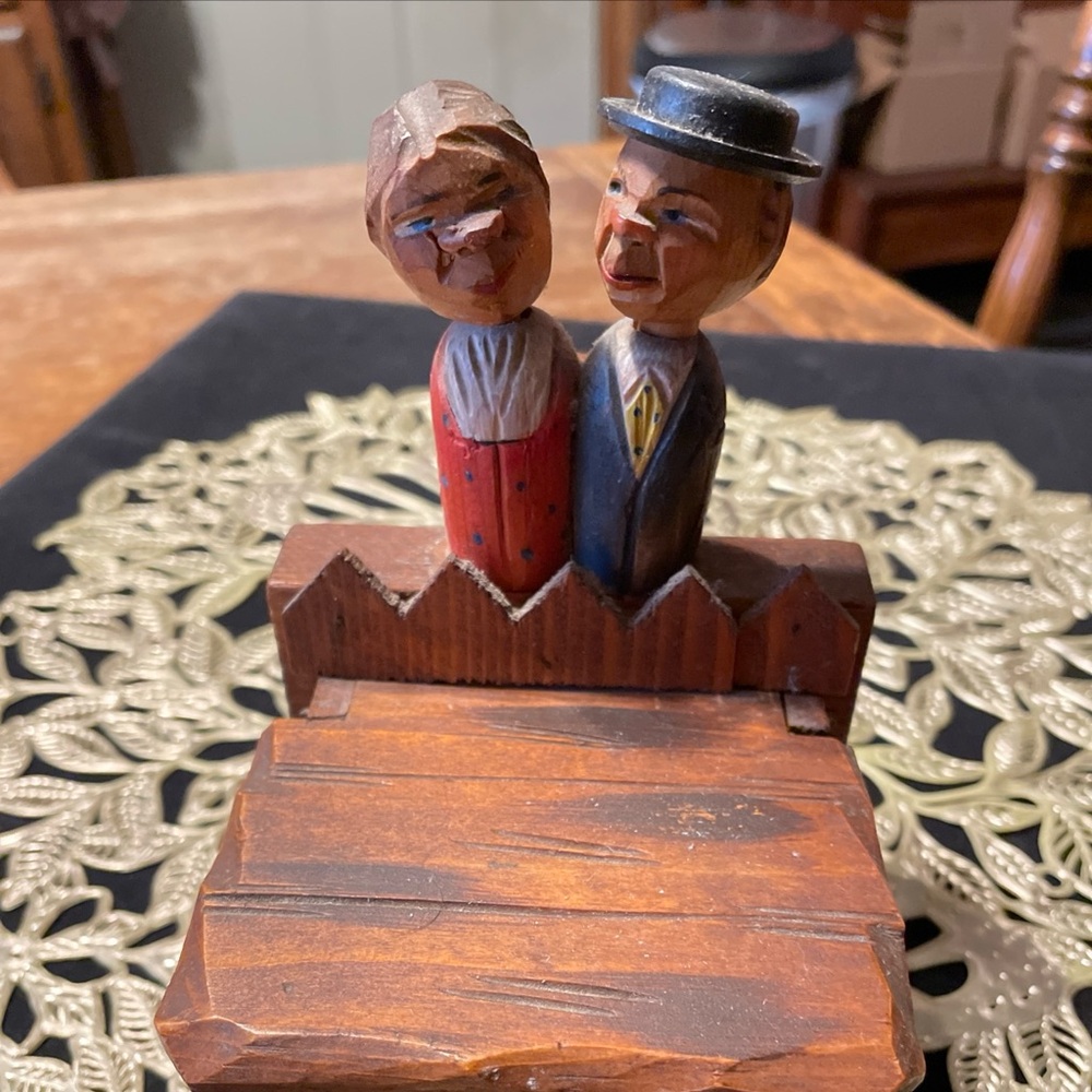 Vintage Wooden Carved “kissing couple” trinket/cigarette box.